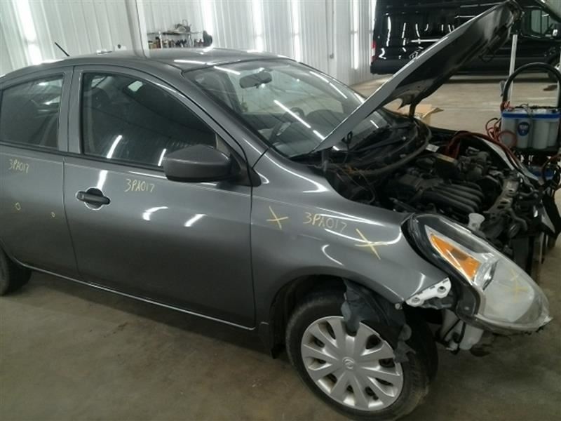 VERSA 2016 High Mounted Stop Light 104511309