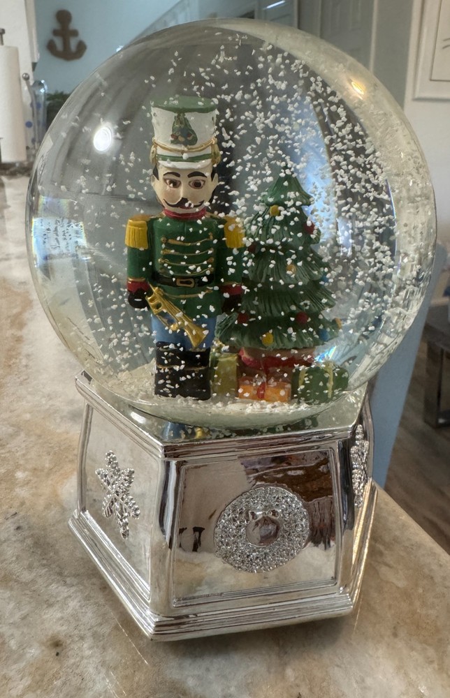 Spode Christmas Tree Snow Globe 7" Musical Nutcracker Snow Globe S3324-A21