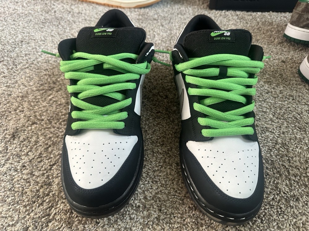 Nike SB Dunk Low Panda Pigeon