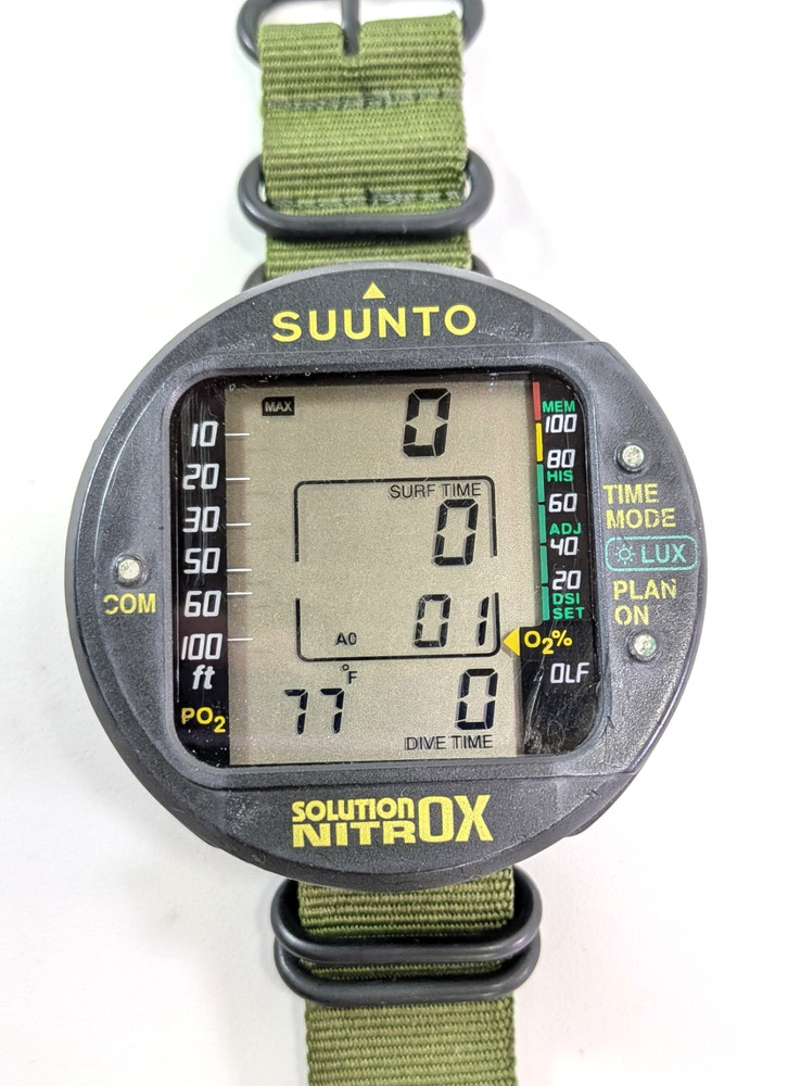 Suunto Solution Nitros Scuba Dive Wrist Backlit Computer NEW Strap #5800