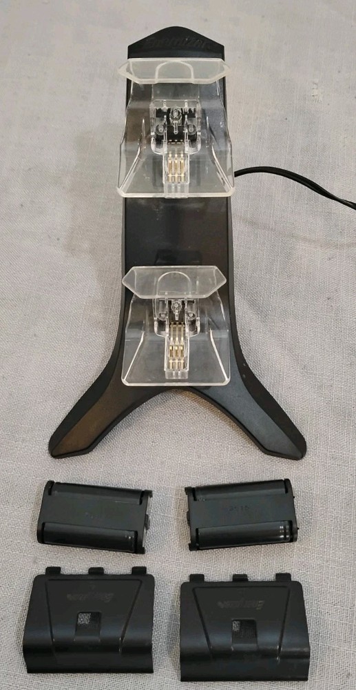 Energizer Xbox One Charge System 2 Rechargeable Battery Packs & Stand UNTESTED