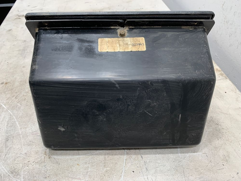 1994 Peterbilt 357 Dash & Interior Parts (719-10180)