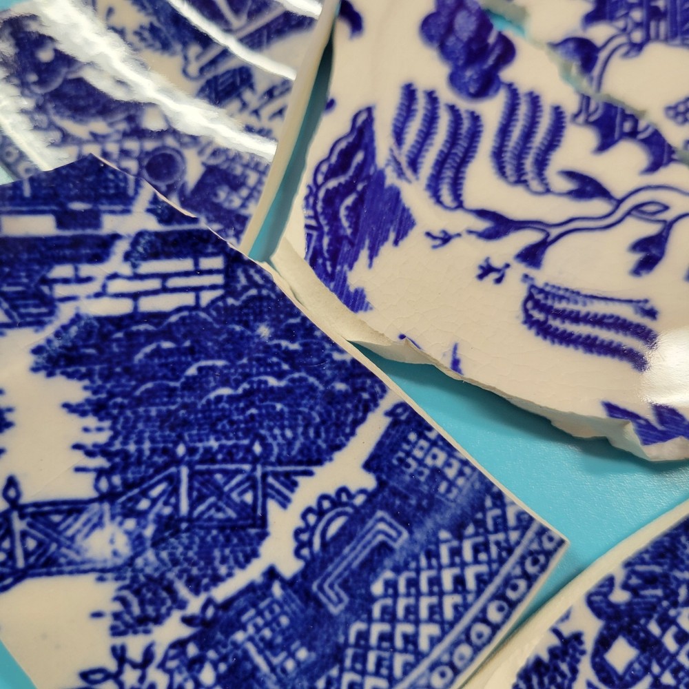 Broken China Mosaic Tiles - 46 Pieces Blue Willow Pattern