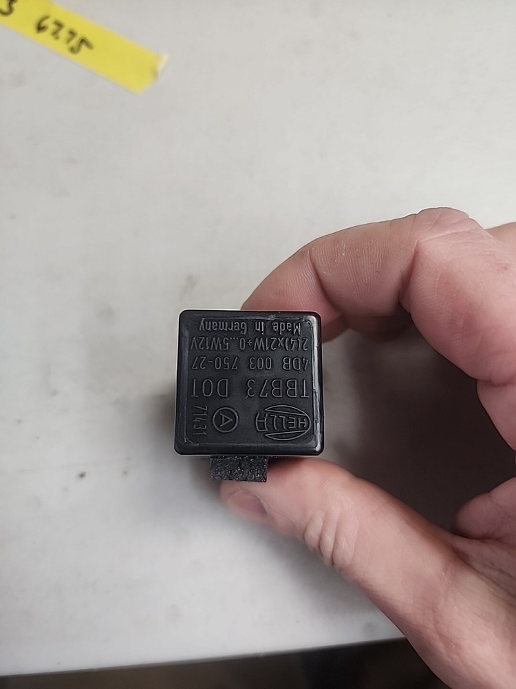 OEM BMW E30 E28 E24 E23 Hella Relay 61311367001 Used