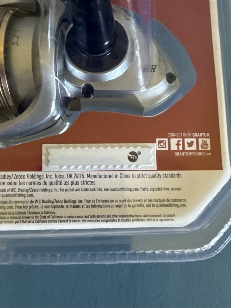 Quantum Strategy Size 30 Spinning Reel 5+1 BB NEW