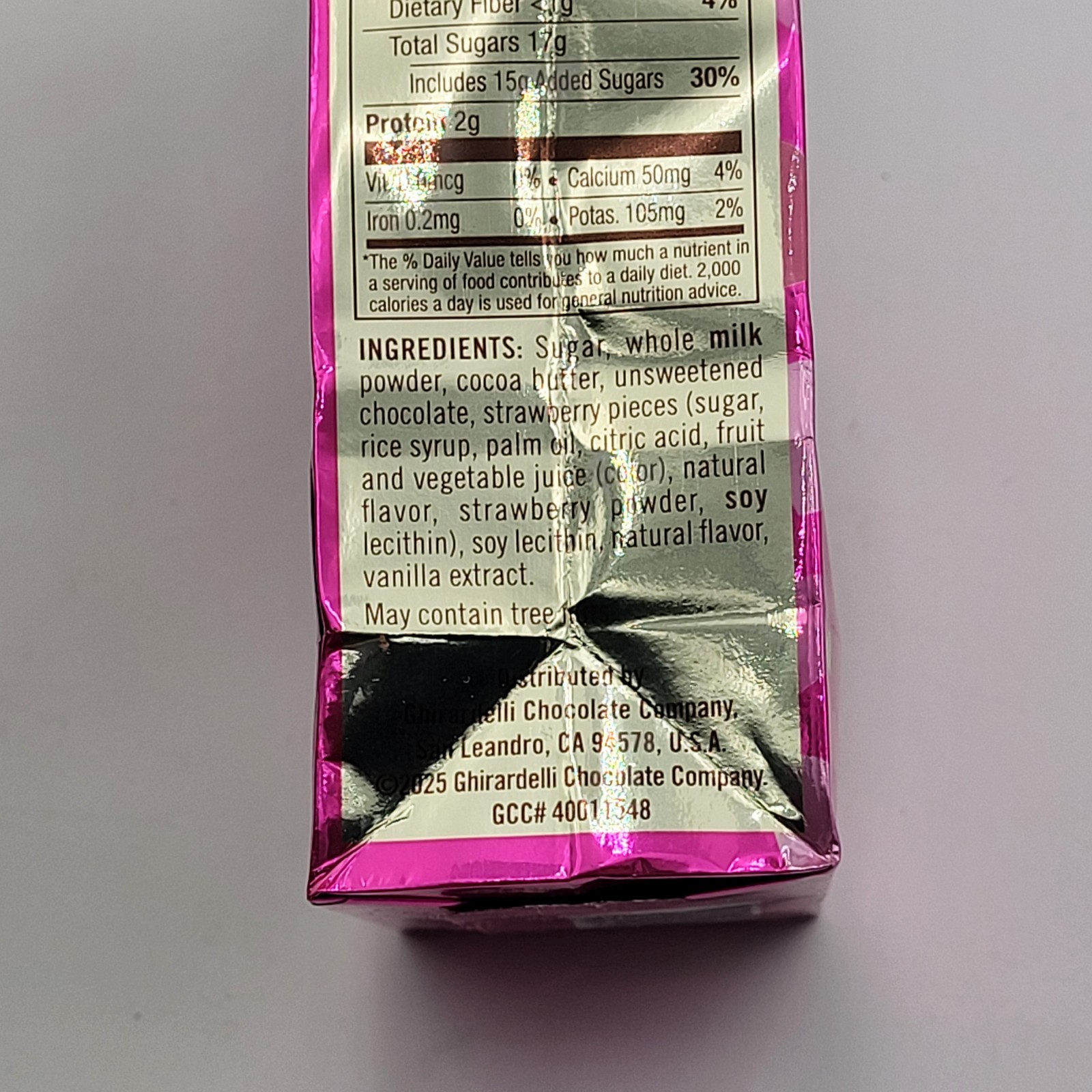 Ghirardelli Hearts Chocolate Covered Strawberry Milk Chocolate 4.1oz BB 10/2026