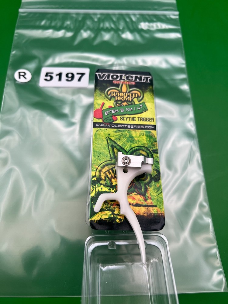 Violent Series ETEK 3AM/LT Scyther Trigger White