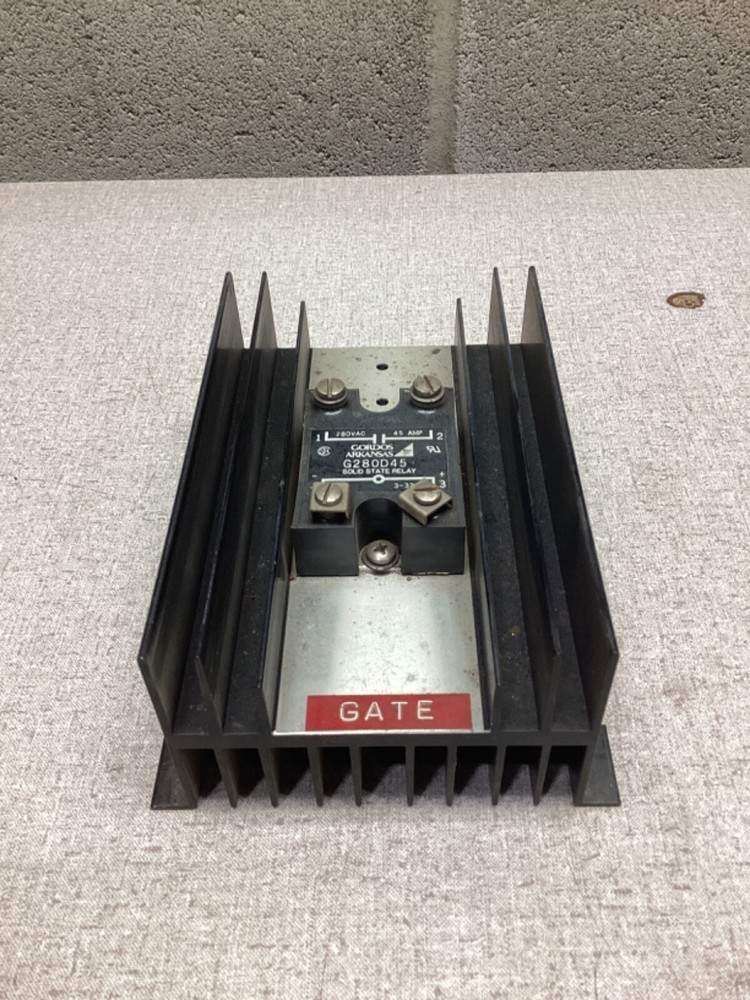 Gordos G480D50 Solid State Relay with base. #101H72FML