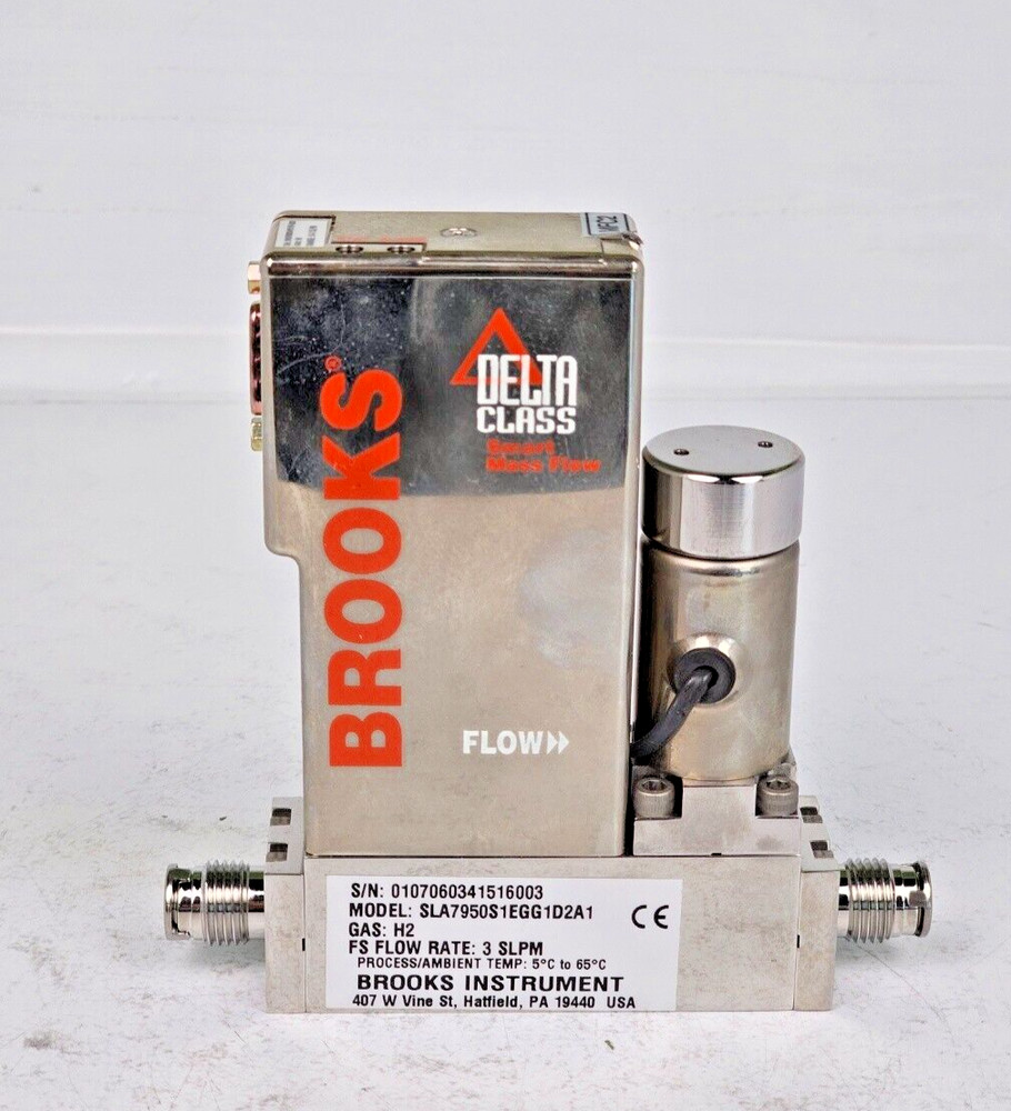Brooks Instrument mass flow controller MFC SLA7950S1EGG1D2A1 H2 3 SLPM