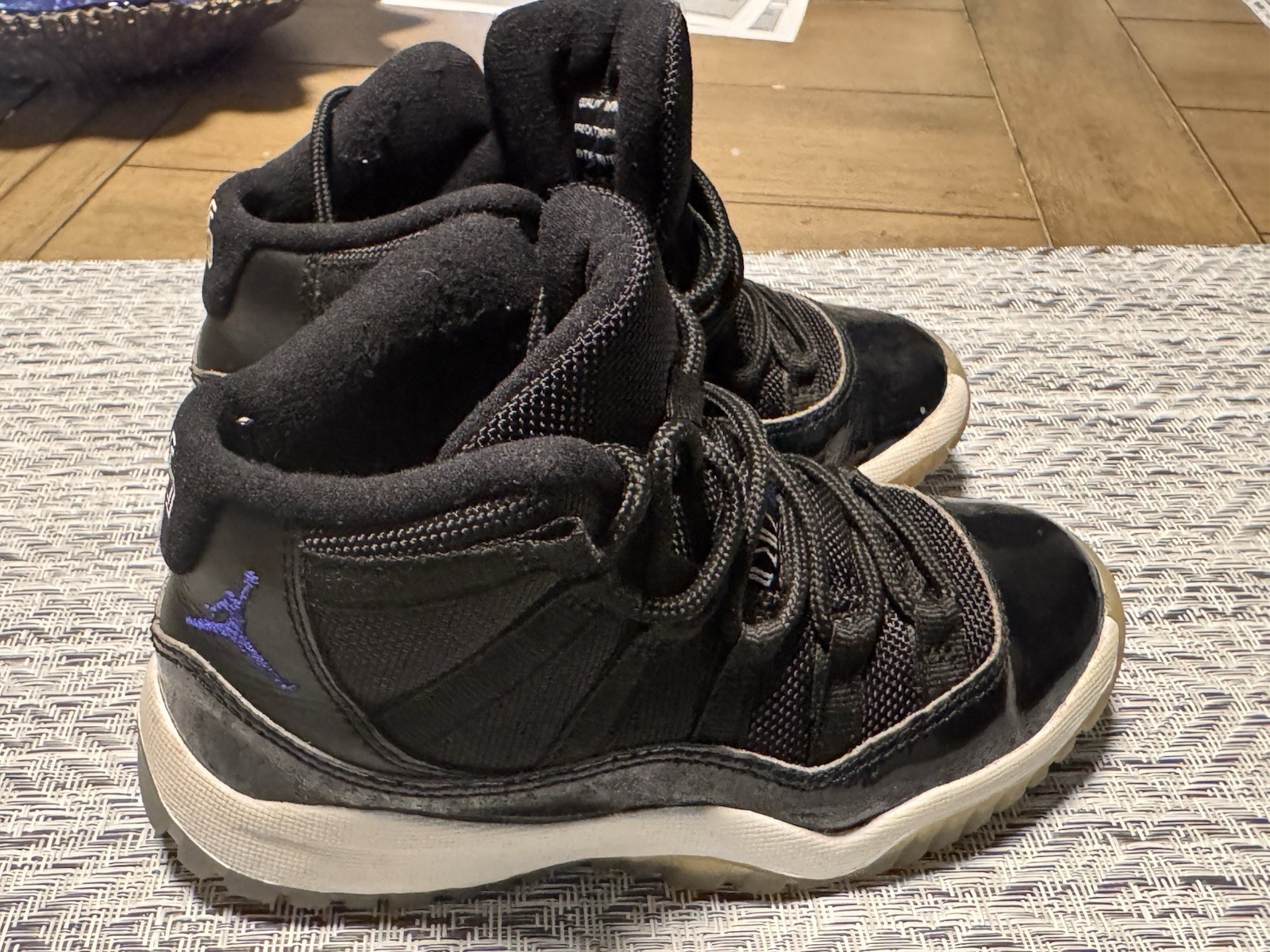 Nike Air Jordan Retro 11 Kids Size 11c Space Jam Black Shoes 378039-003