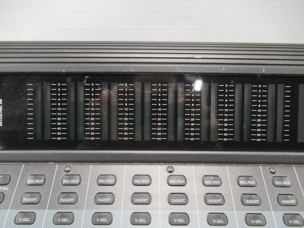 Mackie HUI Human User Interface DAW Surface Controller 9M1803 8-Channel