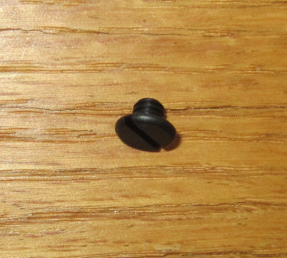 Mossberg 500 590 Ejector Screw