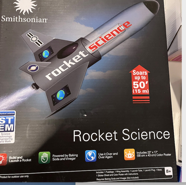 Smithsonian Rocket Science - Build Kit and Launch Reusable Rocket - never opened