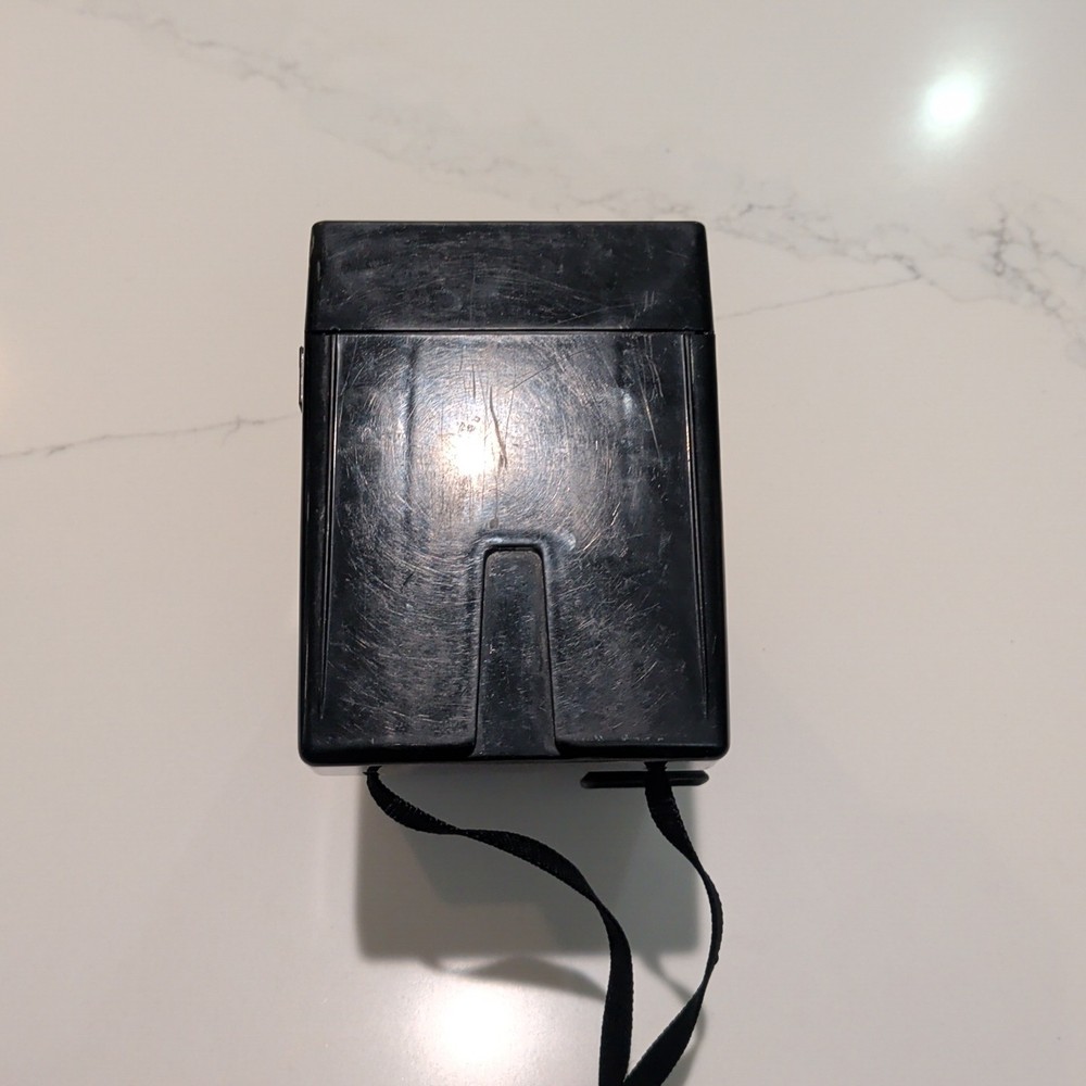 Polaroid One Step Camera With Q-Light Flash Untested