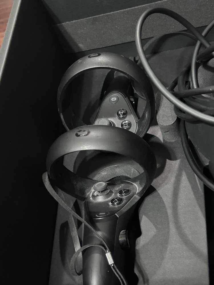 Oculus Rift S VR - Full Set, (PC) ( Original Box)