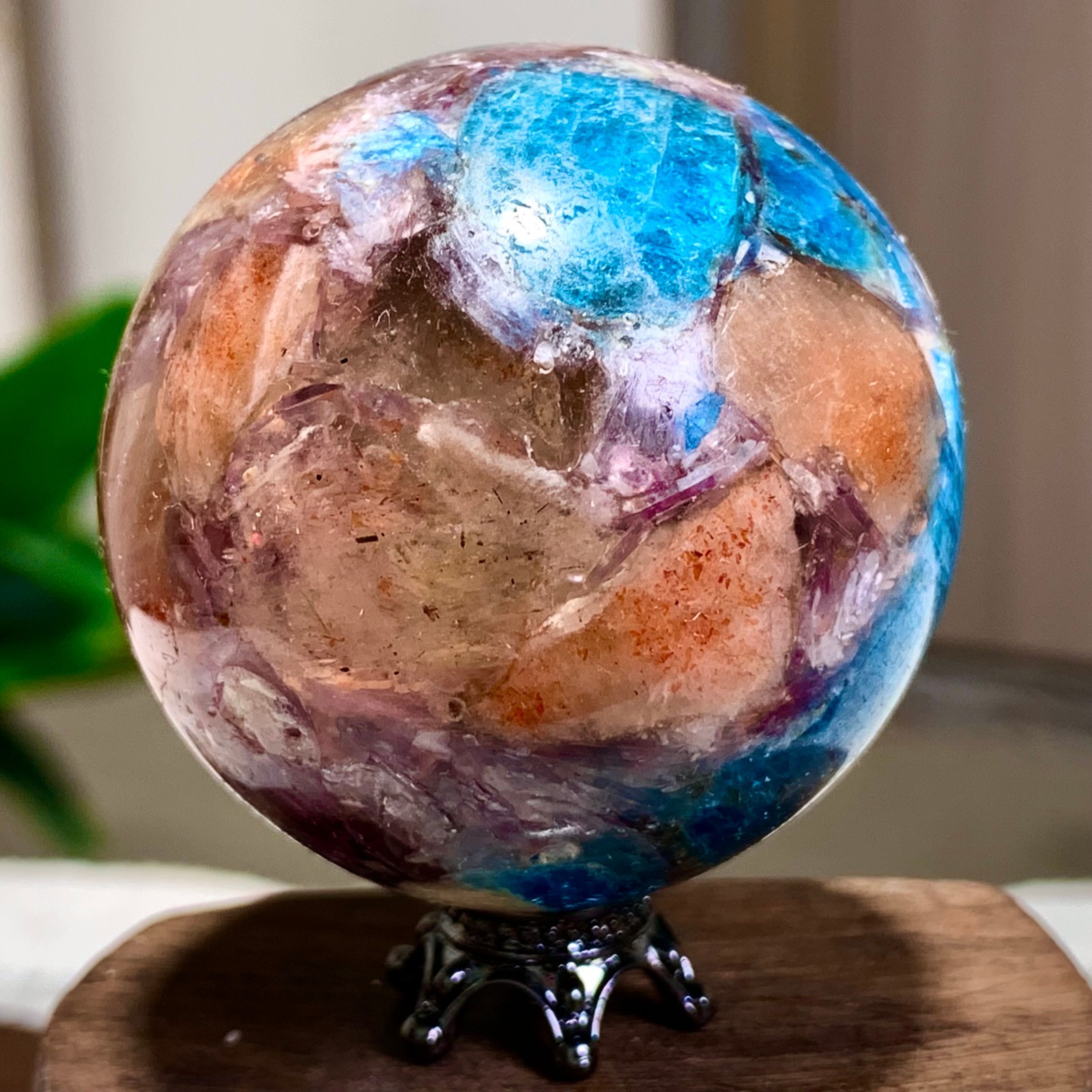 114G Natural Blue Aptite +Sun Stone purple lepidolite Sphere mineral sample