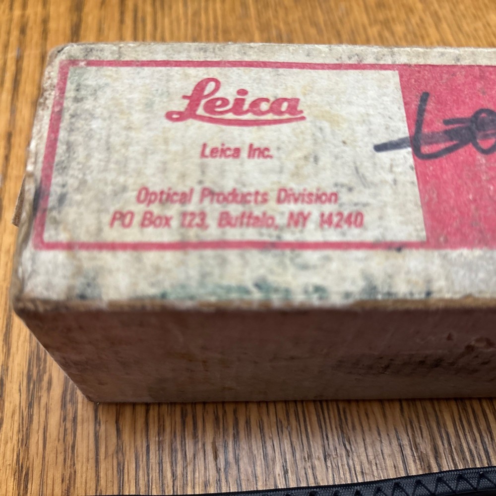 Leica 10441 0-10 Hand Held Refractometer Automatically Temperature Comp.