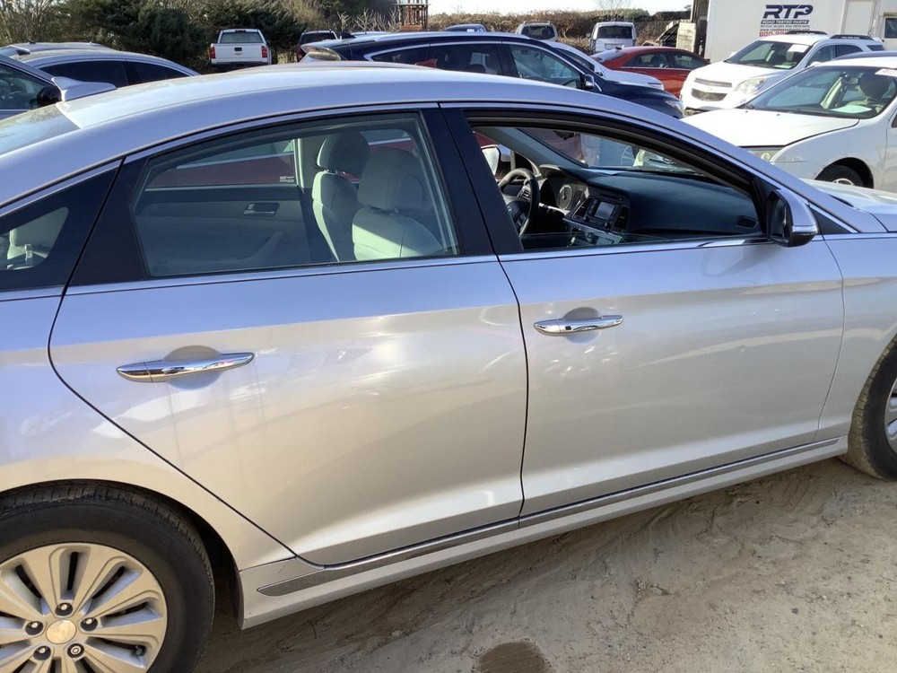 SONATA 2016 Glove Box 4933376