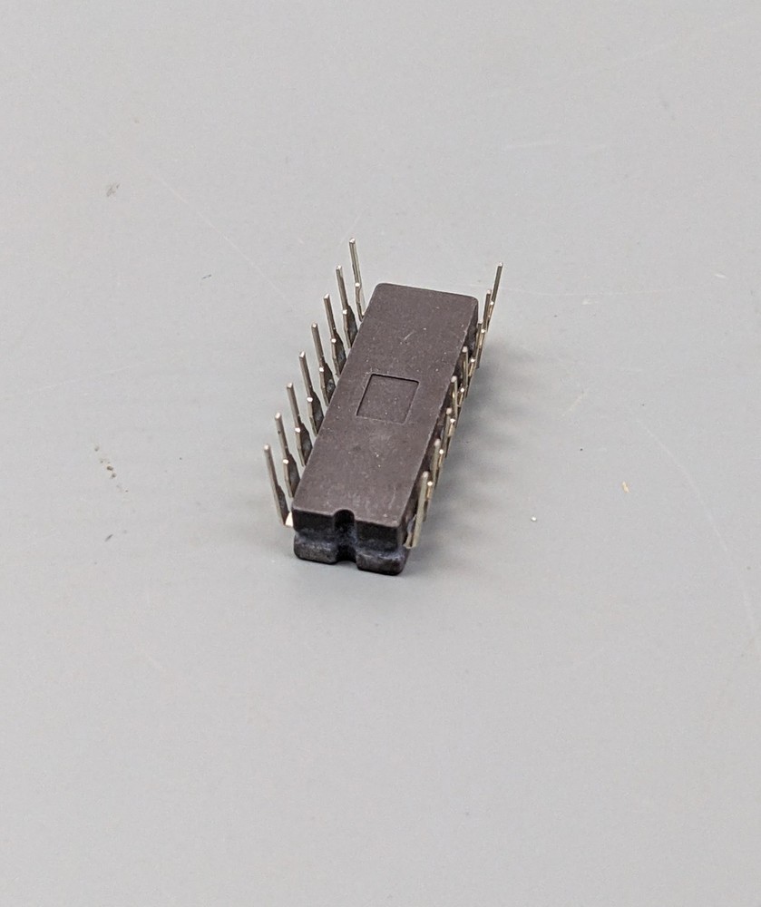 (12) ITT NC 6364 ICs, DIP16