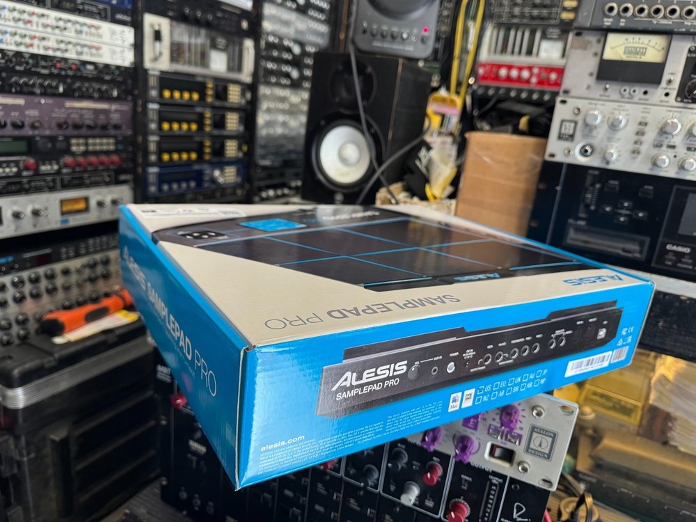 Alesis Sample Pad Pro | Percussion and Sample-Triggering 8 PAD ARMENS