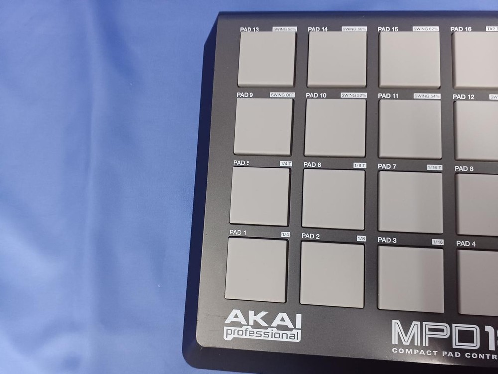 Akai Professional MPD18 MIDI Pad Controller