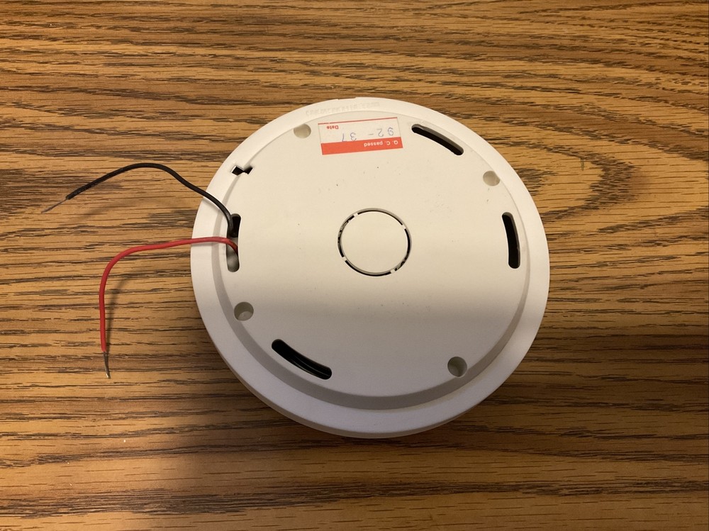 Moose MPI-?? 8 OHM Security Alarm Speakers Wall / Ceiling Mount