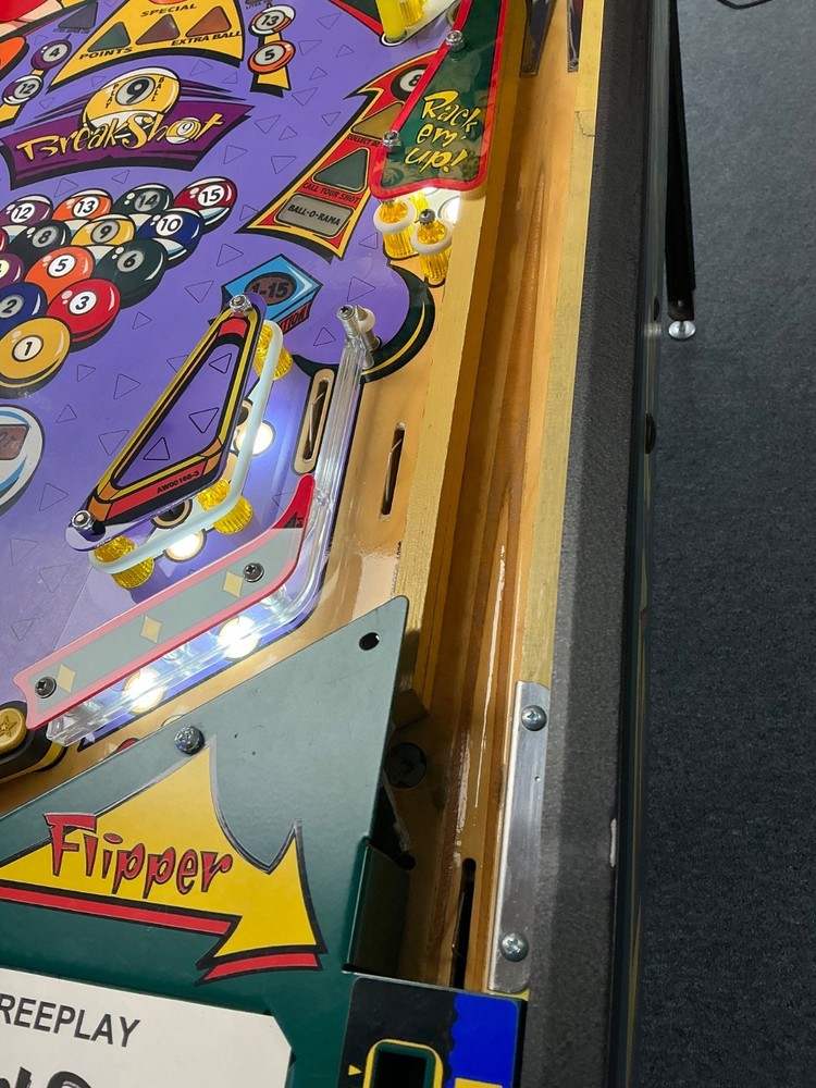 Refurbished Capcom Breakshot Pinball Machine Pool Themed