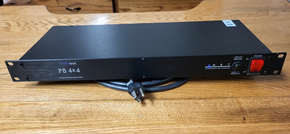 ART Power Base PB-4X4 power conditioner excellent