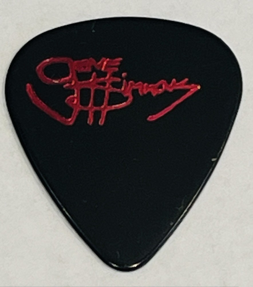 Kiss Gene Simmons Alive Worldwide Guitar Pick/Backstage Pass Combo