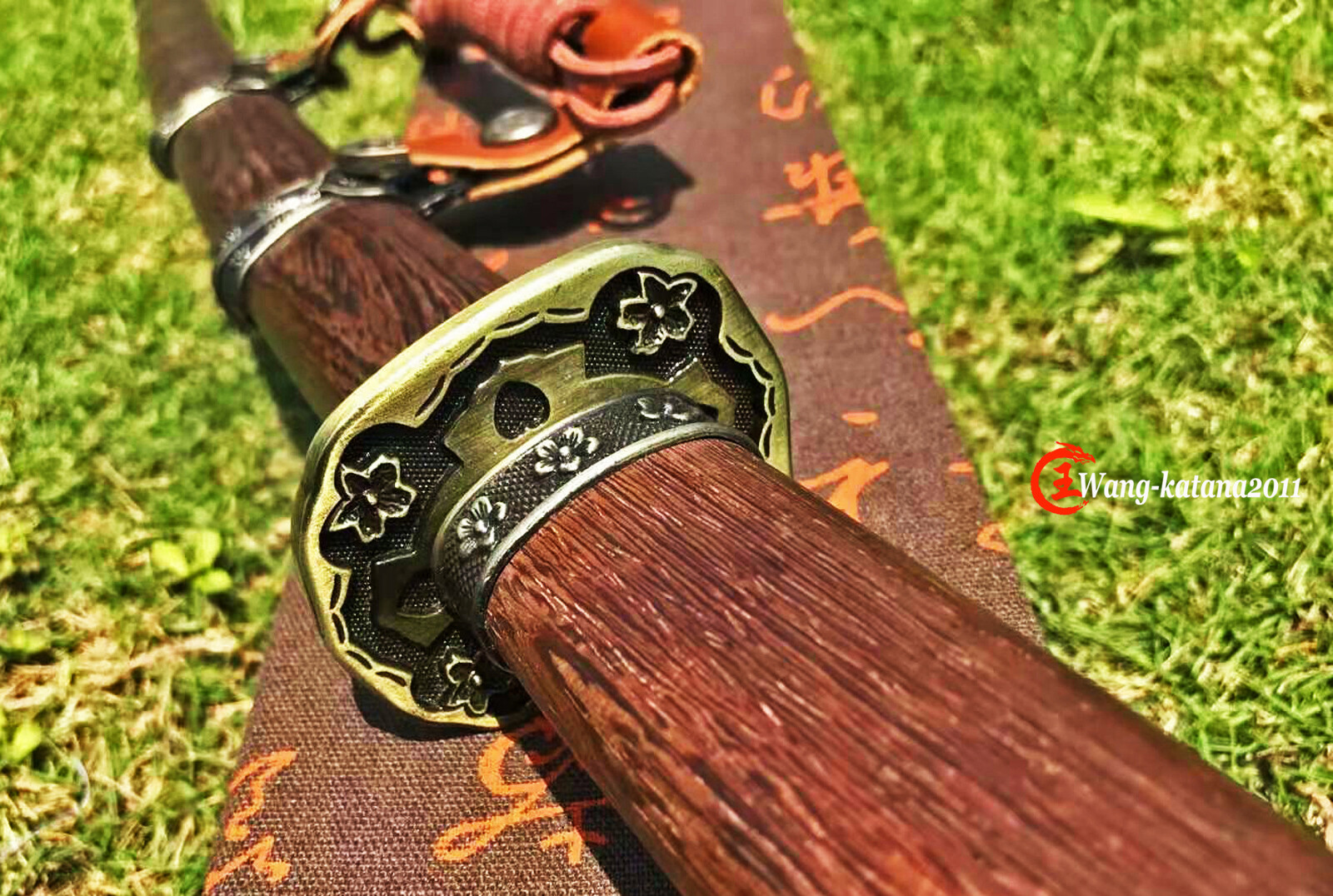 Japanese 98 Type Military Saber Katana 1095 Steel Rosewood Sharp Samurai Sword