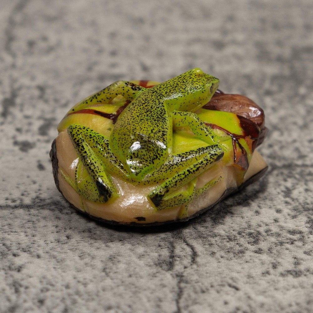 Green Frog Tagua Carving