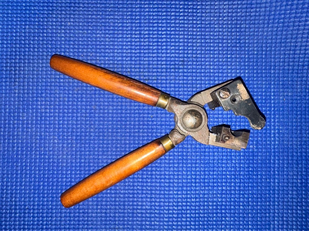 Lyman Ideal 440 Single Cavity Bullet Mold w Handle