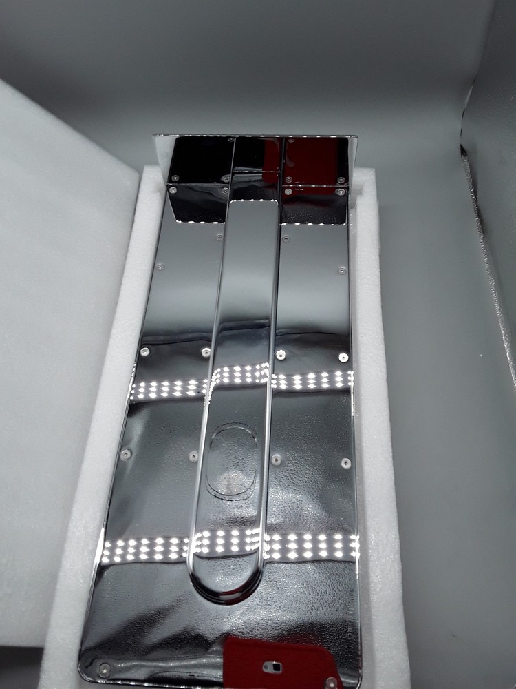 SIGNATURE HARDWARE HOLLYN RAINFALL SHOWER HEAD CHROME