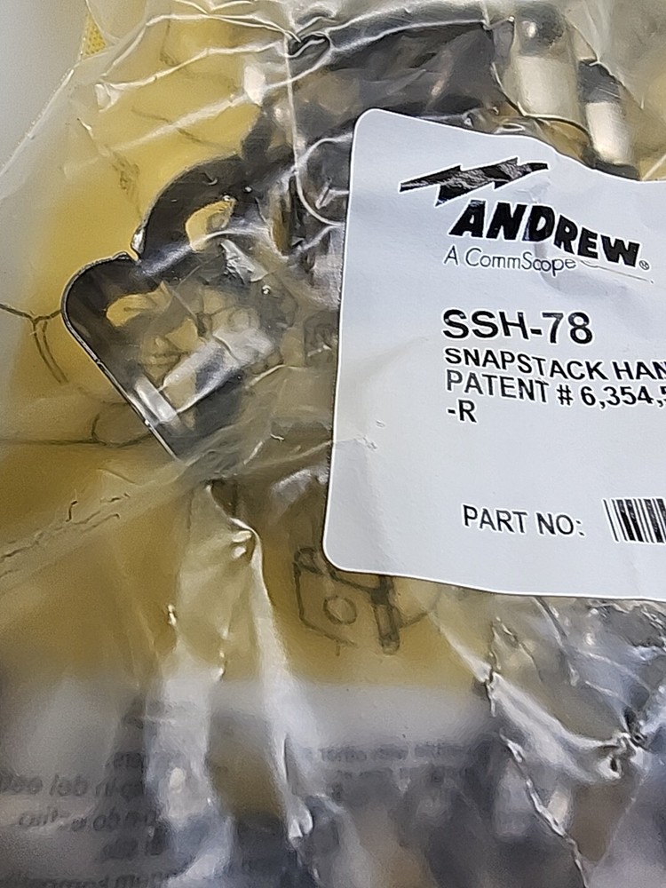 ANDREW COMSCOPE SSH-78 SNAPSTACK HANGERS FOR 7/8" COAXIAL CABLE [2WS 3]