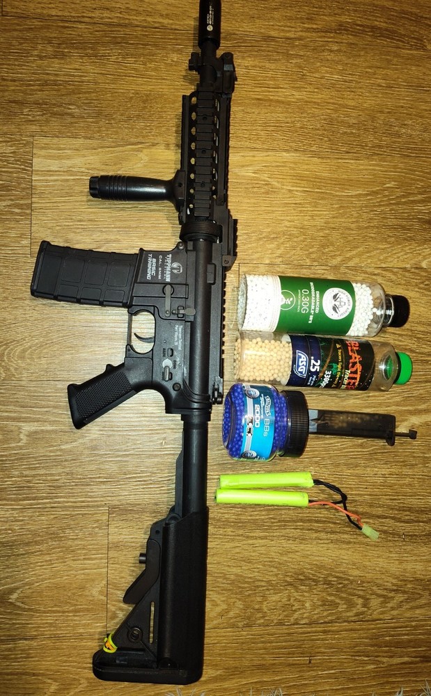 Lancer Tactical M4 Electric Airsoft Gun