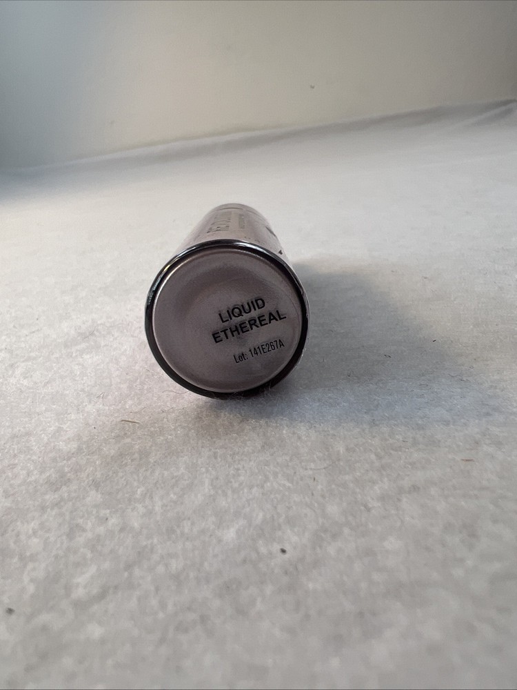 Makeup Revolution Ethereal Liquid Highlighter .61 fl oz