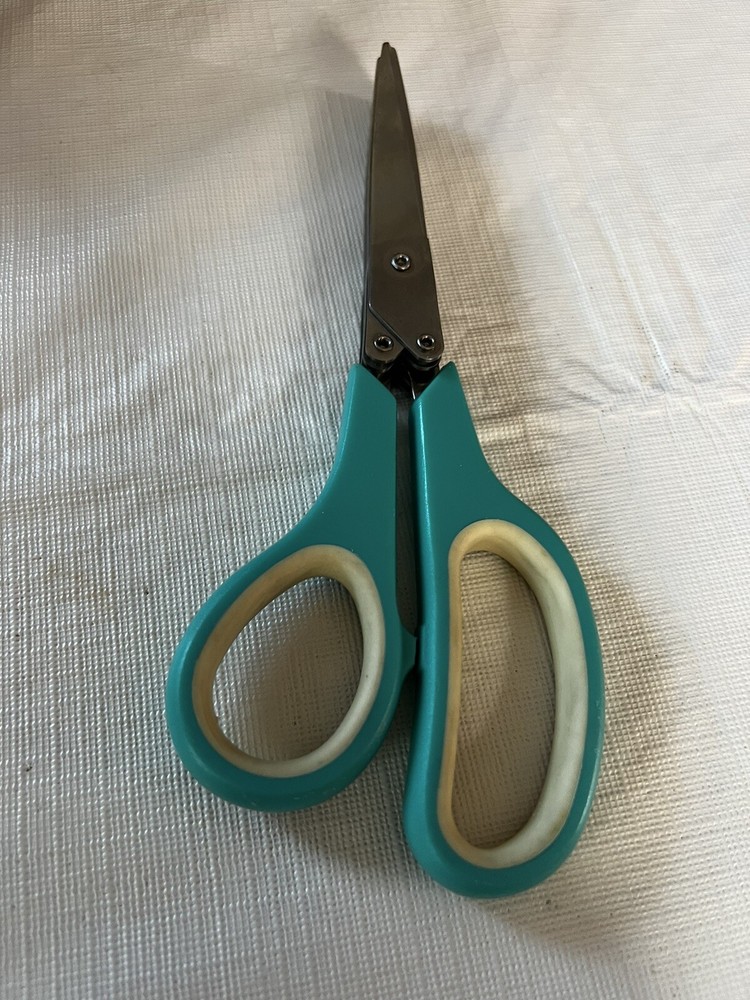 Five 5 Blade 7” Herb Shredding Kitchen Scissors with Rubberized Handle