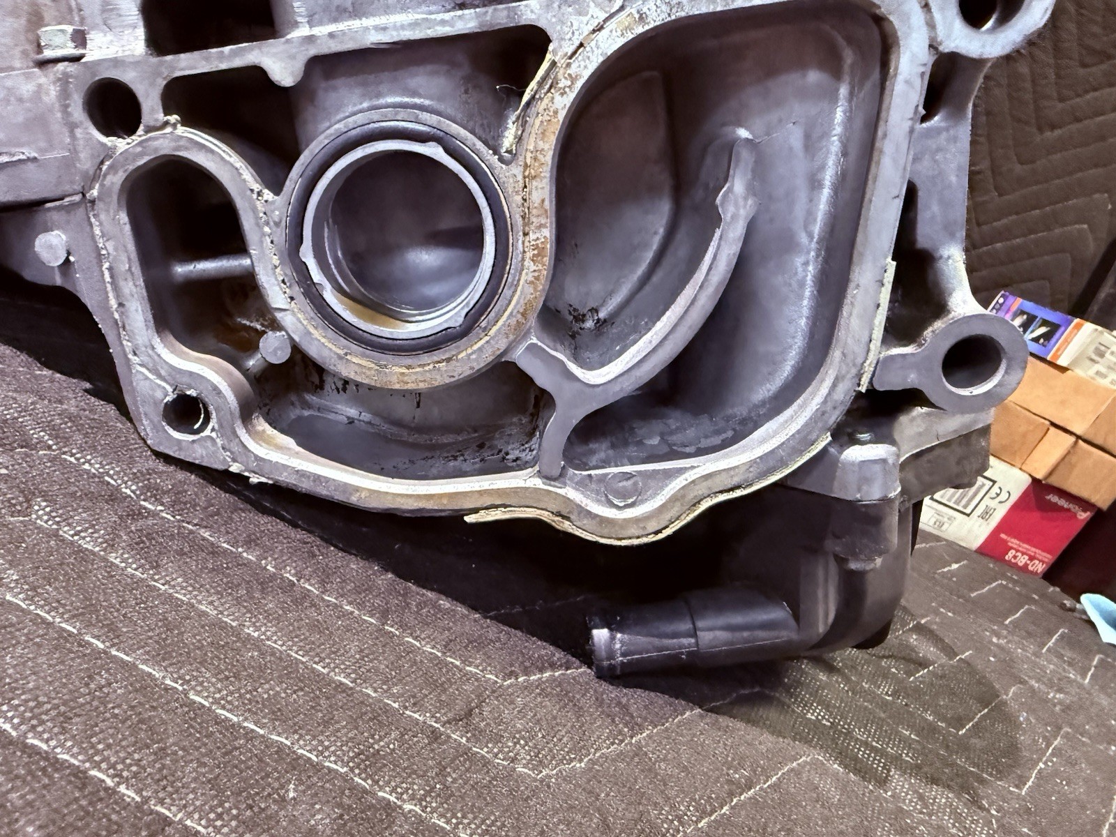 USDM OEM 04-08 Acura TSX Water Pump Housing Passage Pulley K24A2 19200-RAA-A01