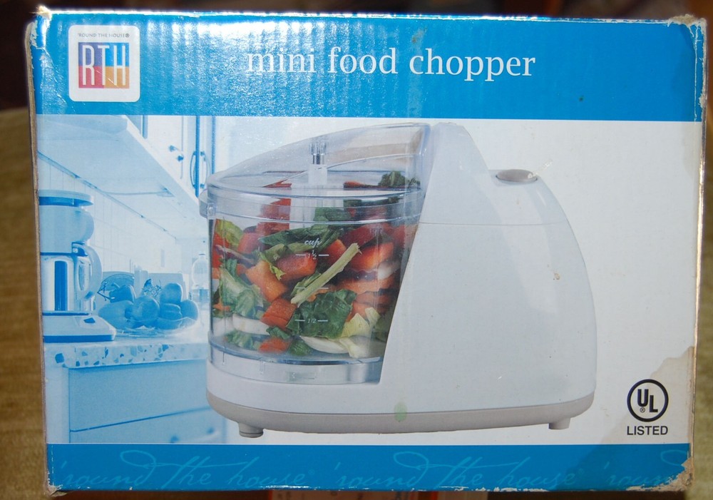 Vintage RTH 1.5 Cup Mini Vegetable Chopper Mixer WHITE