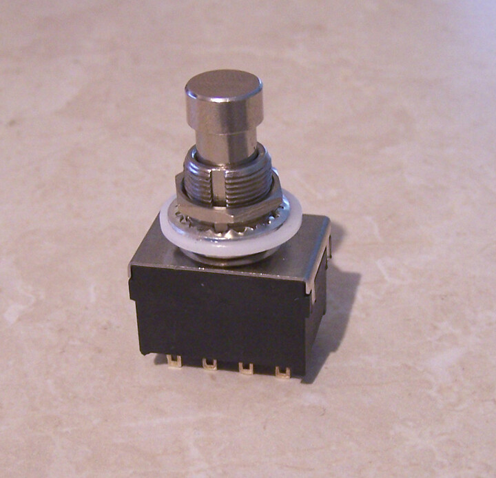 4PDT Footswitch Latching Switch