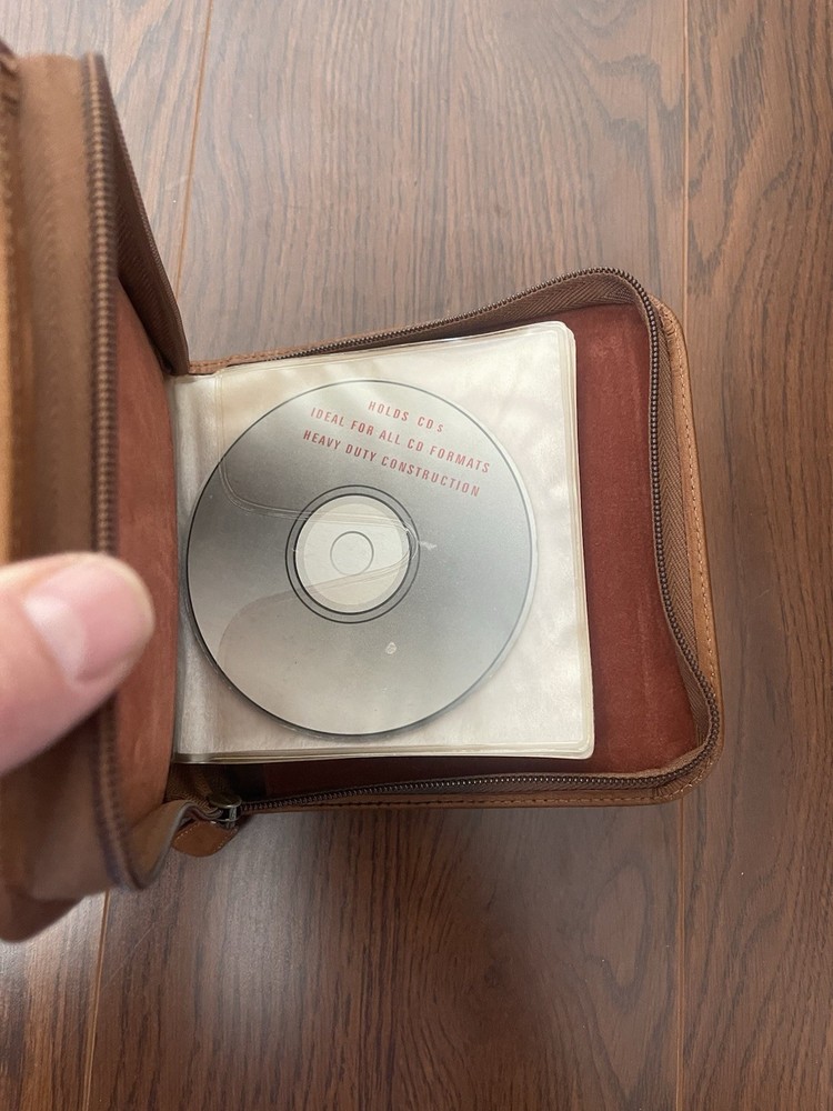 Boulder Ridge leather cd case 12 CDs