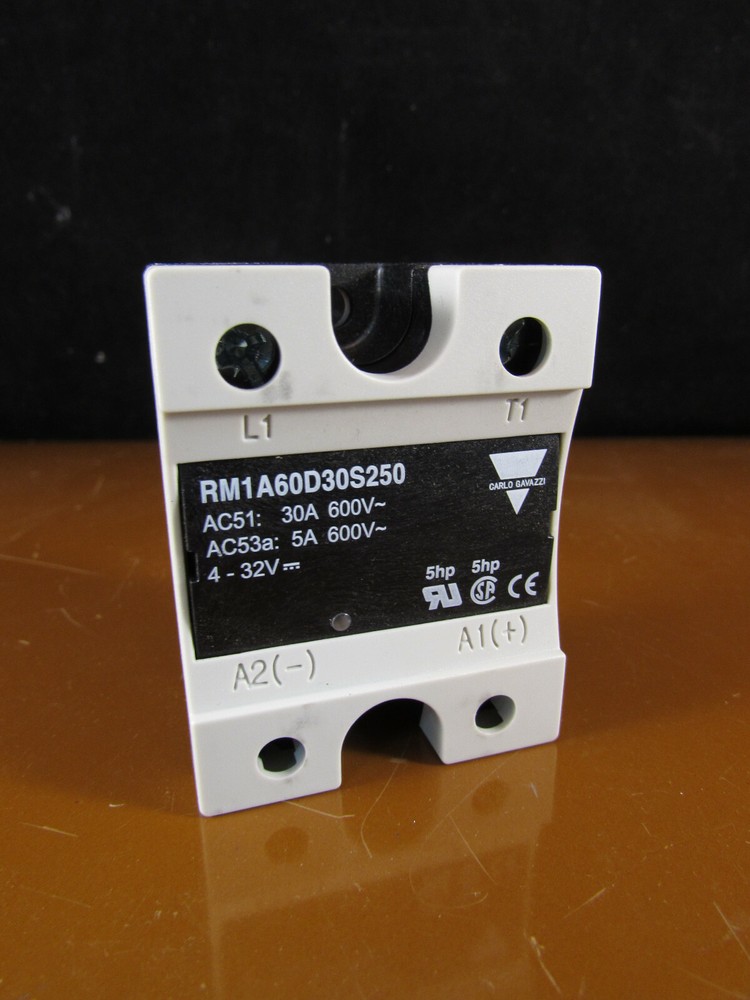 Carlo Gavazzi Controls RAM1A60D30S250 Solid State Relay
