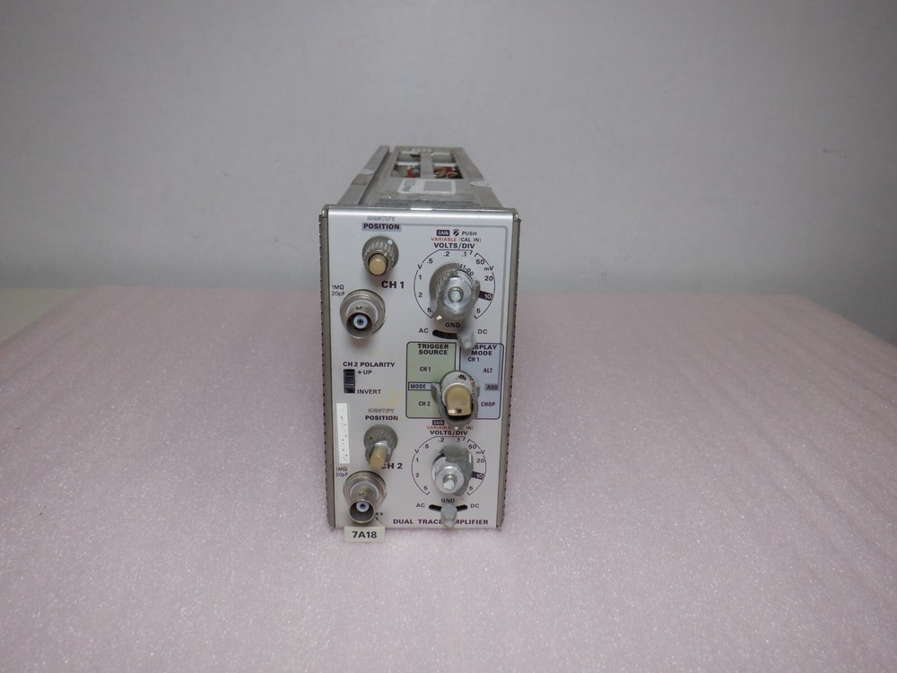 TEKTRONIX 7A18 DUAL TRACE AMPLIFIER