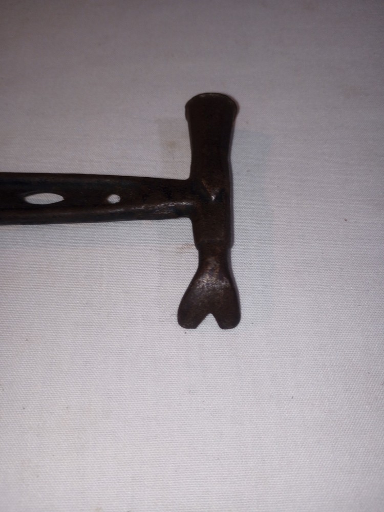 Antique vintage Excelsior carpet Hammer Multi-purpose Tool