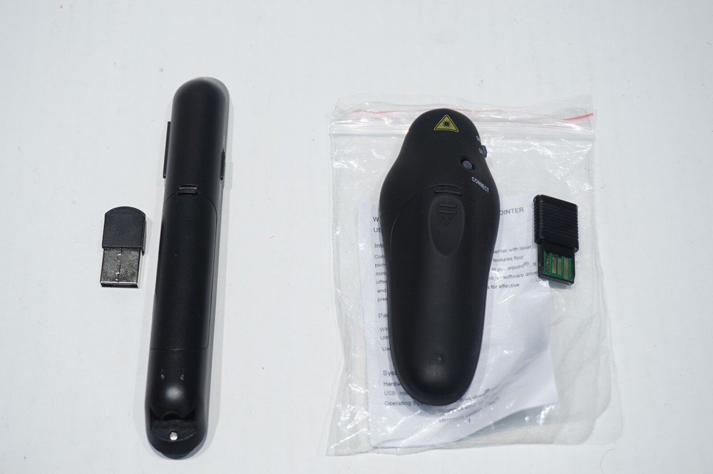 4 - NEW LNKOO WIRELESS 2.4GHz PRESENTERS with LASER POINTER & USB RECEIVERS