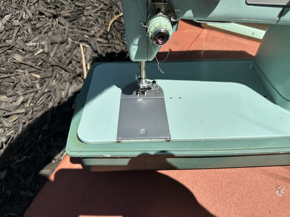 SINGER 338 Sewing Machine Blue Manual Attachments Case working AS IS!