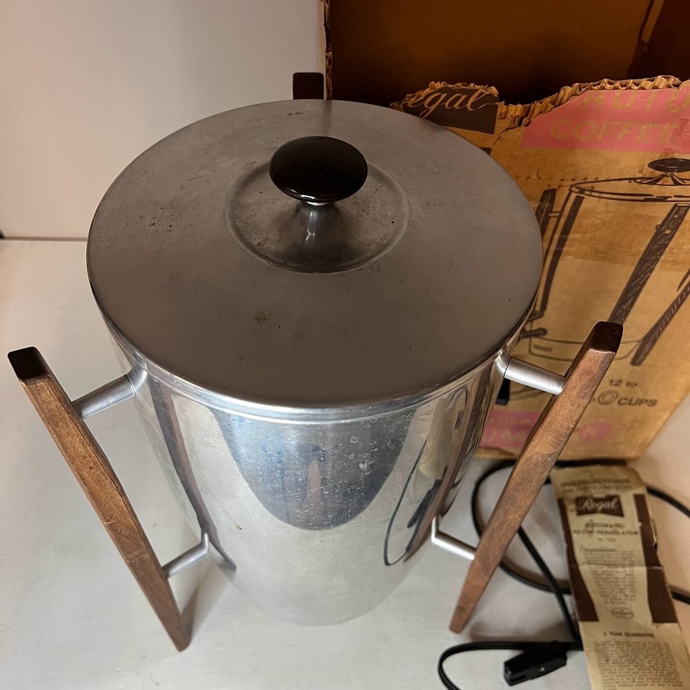 VTG REGAL Automatic Atomic 40 Cup Percolator COFFEE MAKER Metal & Teak MCM