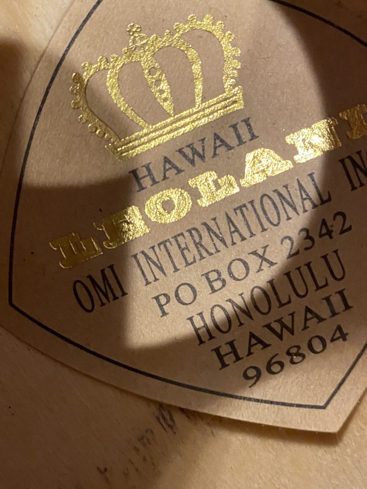 LEOLANI HAWAII UKULELE NO STRINGS - USED
