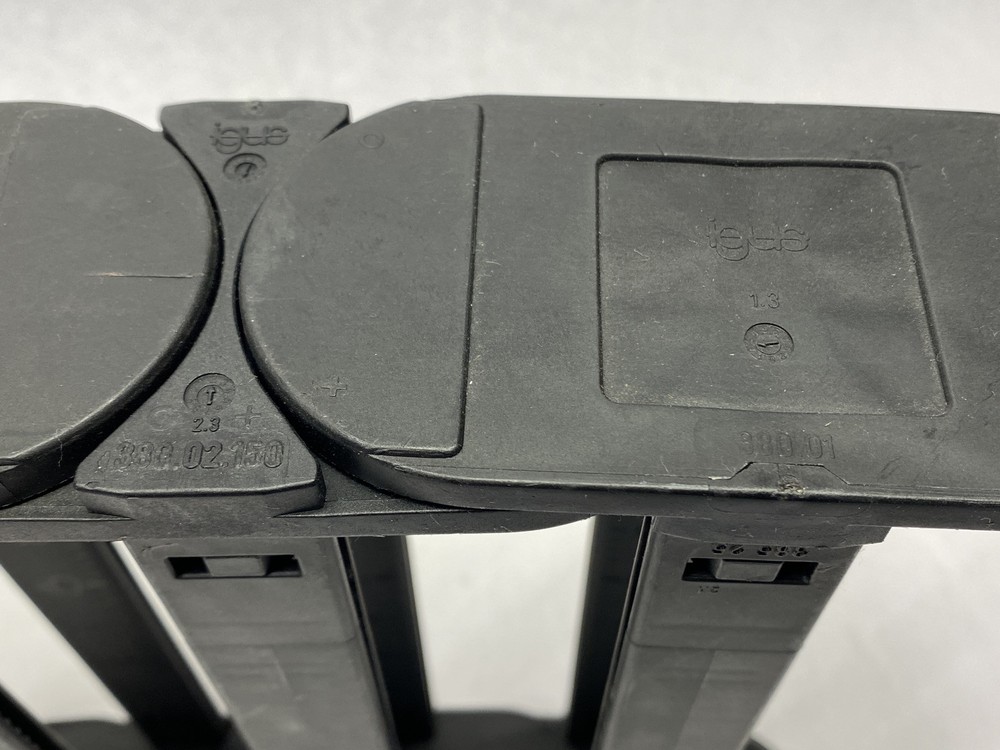 Igus 350.250.150.0 E-Chain Assembly 4-Links