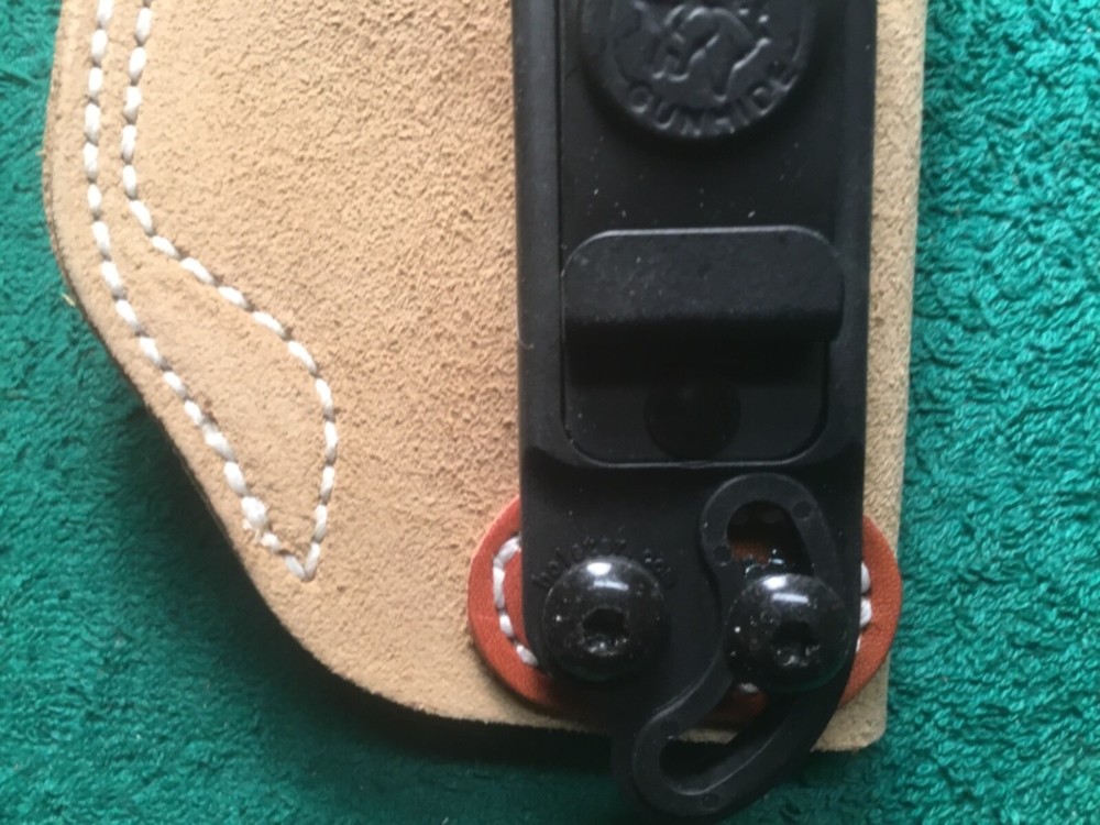 Desantis Sof-Tuk holster Ruger SR9 compact RH BRown LEATHER NEW